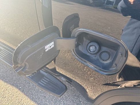 Certified 2024 GMC Sierra 1500 Elevation image 10