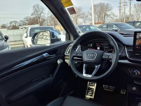 Used 2024 Audi SQ5 Prestige w/ Prestige Package AWD/4WD image 24