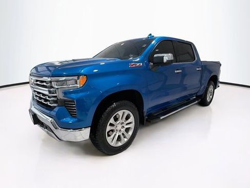 Used 2023 Chevrolet Silverado 1500 LTZ w/ Z71 Off-Road Package AWD/4WD image 3