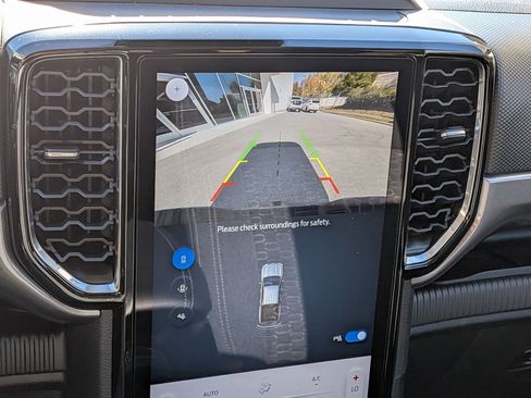 Used 2024 Ford Ranger XLT w/ FX4 Off-Road Package image 25