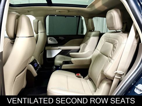 Used 2023 Lincoln Aviator Reserve w/ Equipment Group 201A AWD/4WD image 17