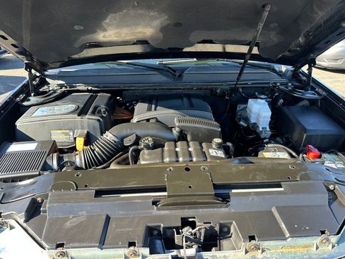 Used 2009 Cadillac Escalade 4WD Hybrid image 36