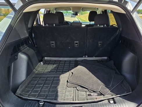 Used 2023 Ford Escape Active AWD/4WD image 31