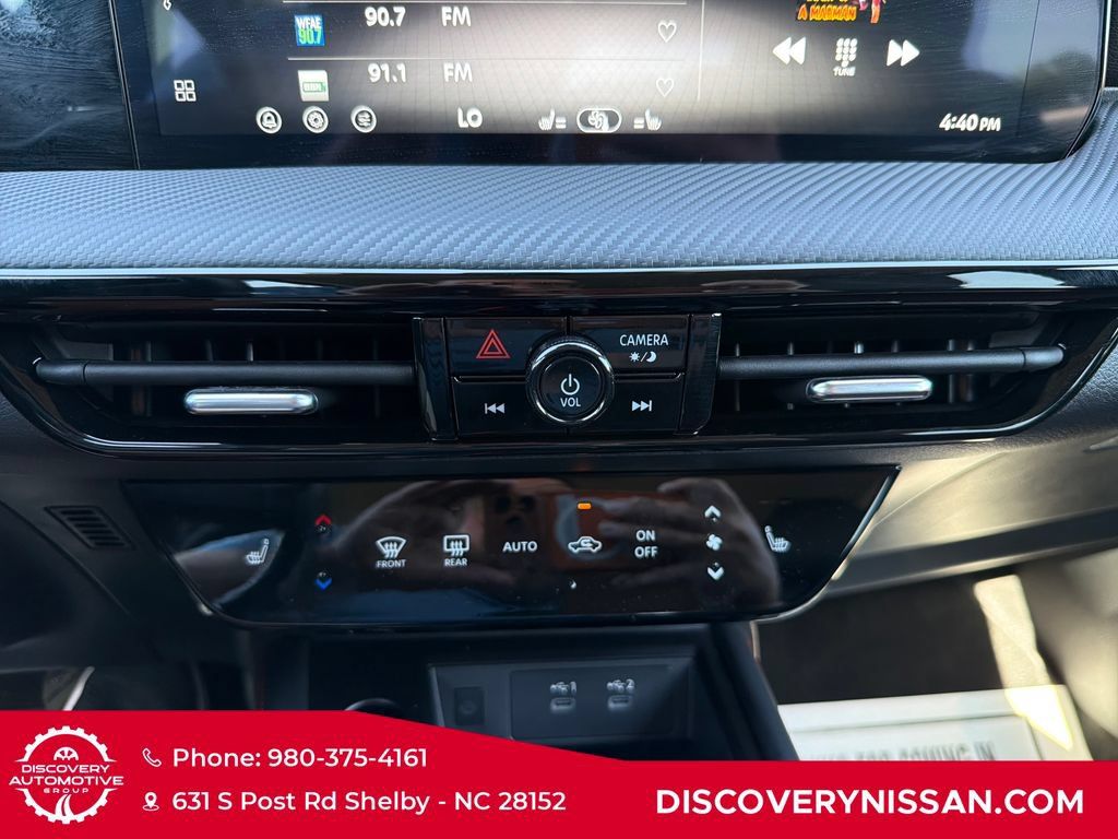 Certified 2026 Nissan Kicks SR w/ Cold Weather Package FWD image 18