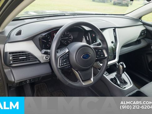Used 2024 Subaru Outback Premium AWD/4WD image 6