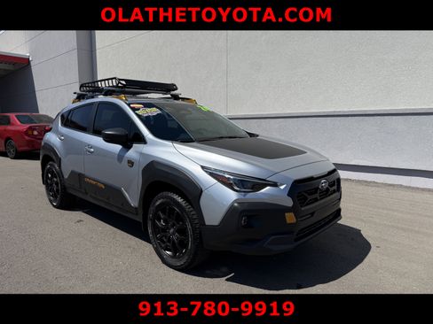 Used 2024 Subaru Crosstrek 2.5i Wilderness AWD/4WD image 2