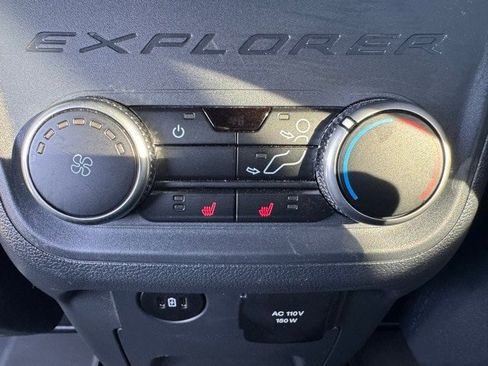 Certified 2025 Ford Explorer ST-Line w/ Premium Package image 31