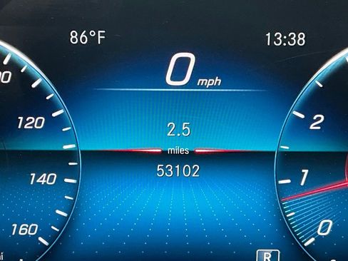 Used 2021 Mercedes-Benz GLE 350 image 31
