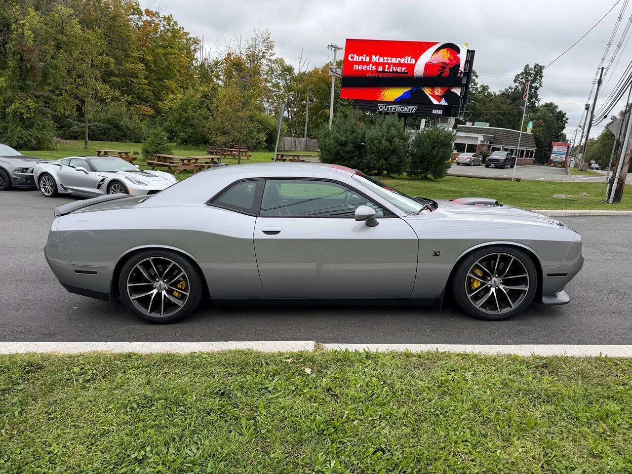 Used 2017 Dodge Challenger R/T Scat Pack RWD image 7