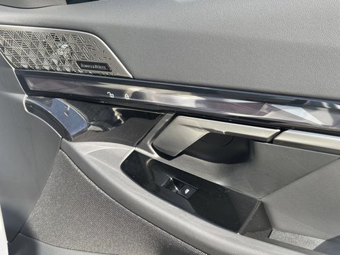 New 2026 BMW 550e xDrive w/ Executive Package AWD/4WD image 33