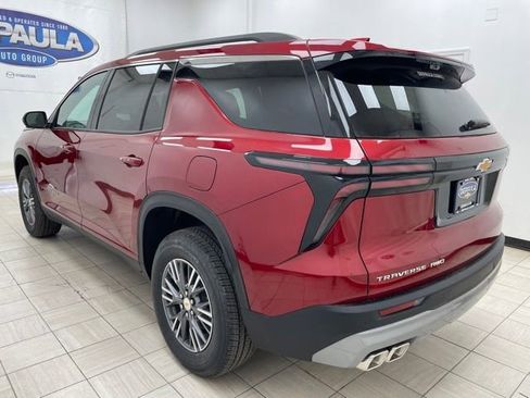 New 2026 Chevrolet Traverse LT w/ Driver Confidence Package AWD/4WD image 19