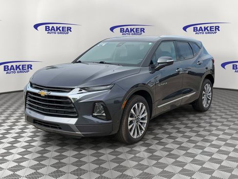Certified 2022 Chevrolet Blazer Premier w/ Enhanced Convenience Package AWD/4WD image 4