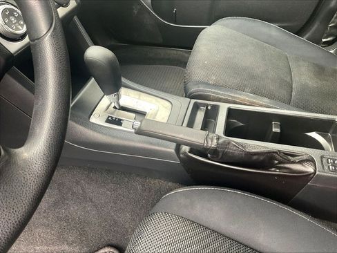 Used 2015 Subaru Crosstrek 2.0i Premium AWD/4WD image 17