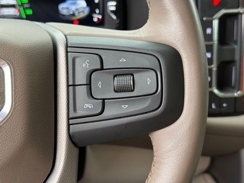 Used 2022 GMC Yukon Denali image 33