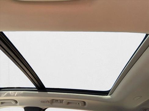 New 2026 Volvo XC90 T8 Plus w/ Protection Package AWD/4WD image 18