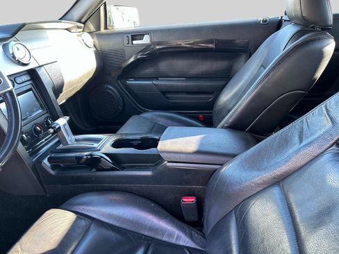 Used 2007 Ford Mustang Premium image 18