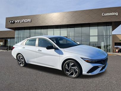 New 2025 Hyundai Elantra SEL