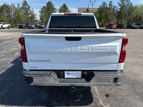 Used 2024 Chevrolet Silverado 1500 W/T w/ WT Value Package AWD/4WD image 21