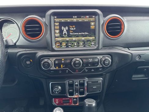Used 2021 Jeep Gladiator Mojave image 23