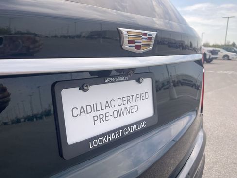 Used 2024 Cadillac XT6 Premium Luxury w/ LPO, Floor Liner Package AWD/4WD image 14