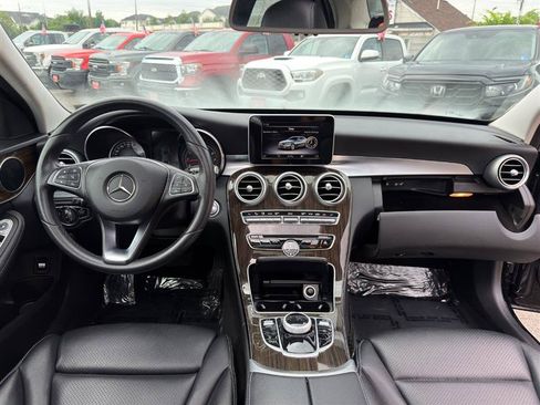 Used 2018 Mercedes-Benz C 300 4MATIC Sedan w/ Premium Package image 25