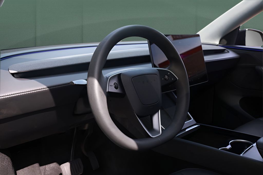 Used 2026 Tesla Model Y Long Range RWD image 40