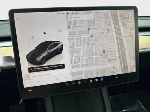 Used 2025 Tesla Model Y Long Range AWD/4WD image 63