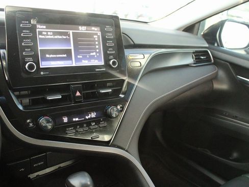 Certified 2023 Toyota Camry SE w/ Cold Weather Package image 27