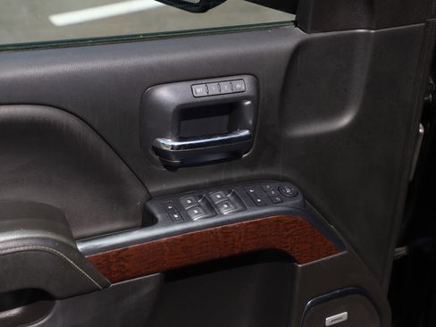 Used 2019 GMC Sierra 2500 SLT AWD/4WD image 22