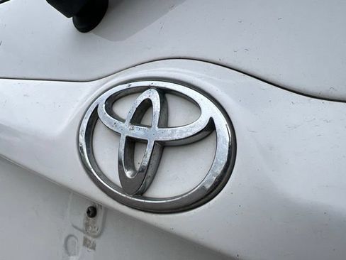 Used 2006 Toyota Highlander Limited w/ Leather Trim Pkg AWD/4WD image 12