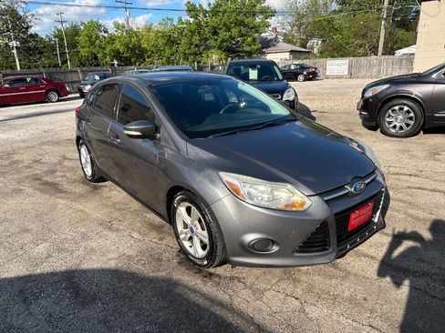 Used 2014 Ford Focus SE FWD image 14