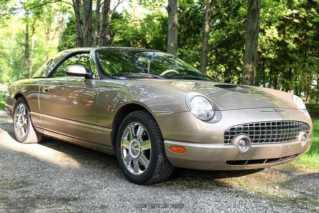 Used 2005 Ford Thunderbird RWD image 12