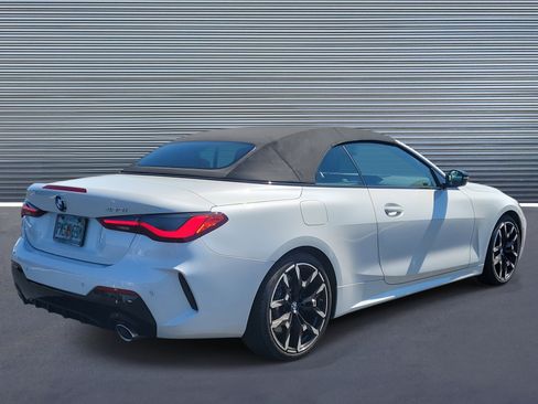 Used 2025 BMW 430i Convertible image 3