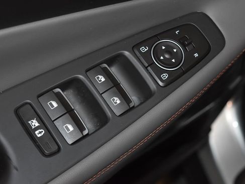 Used 2019 Hyundai Santa Fe FWD image 6