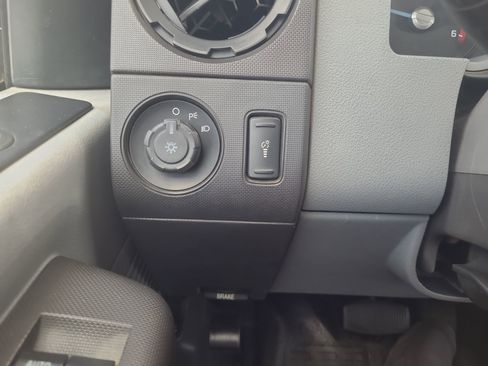 Used 2012 Ford F450 XL w/ PWR Equipment Group image 16