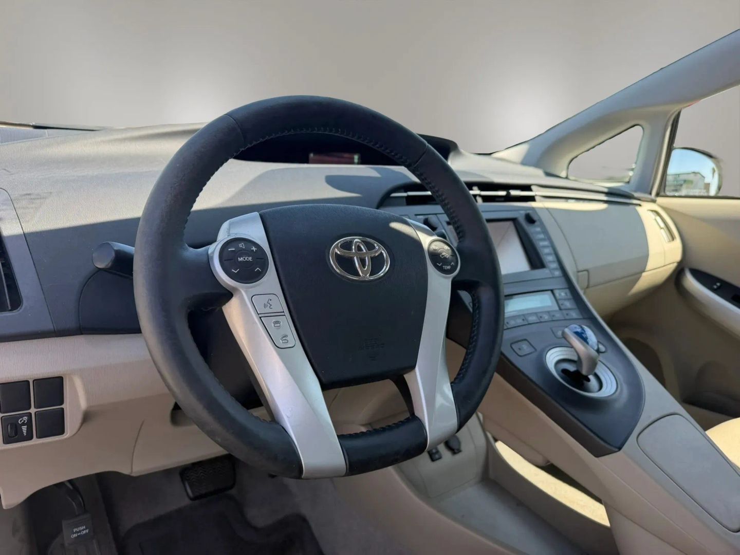 Used 2010 Toyota Prius Five FWD image 11