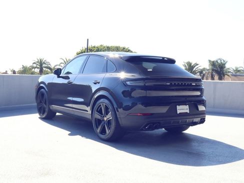 New 2026 Porsche Cayenne Coupe image 3