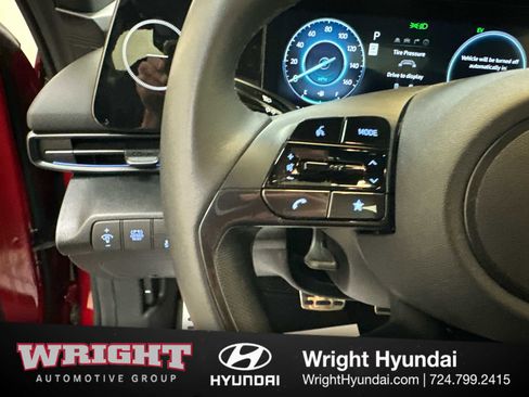 Certified 2025 Hyundai Elantra SEL FWD image 22