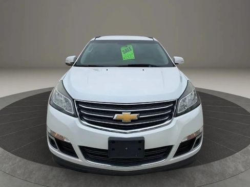 Used 2017 Chevrolet Traverse LT w/ Style and Technology Package AWD/4WD image 2