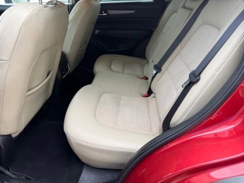 Used 2018 MAZDA CX-5 Touring w/ Preferred Equipment Package FWD image 6
