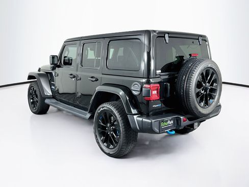Used 2023 Jeep Wrangler Unlimited Sahara w/ Cold Weather Group AWD/4WD image 5