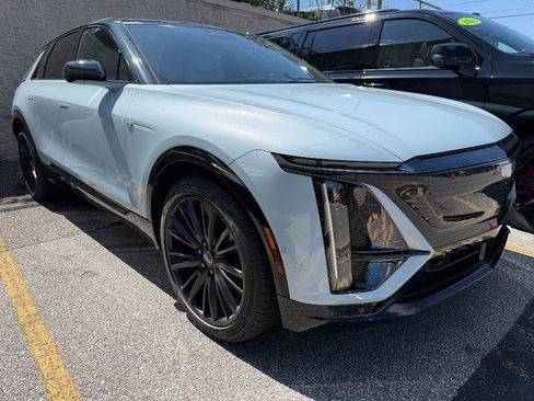 New 2026 Cadillac Lyriq Sport image 2