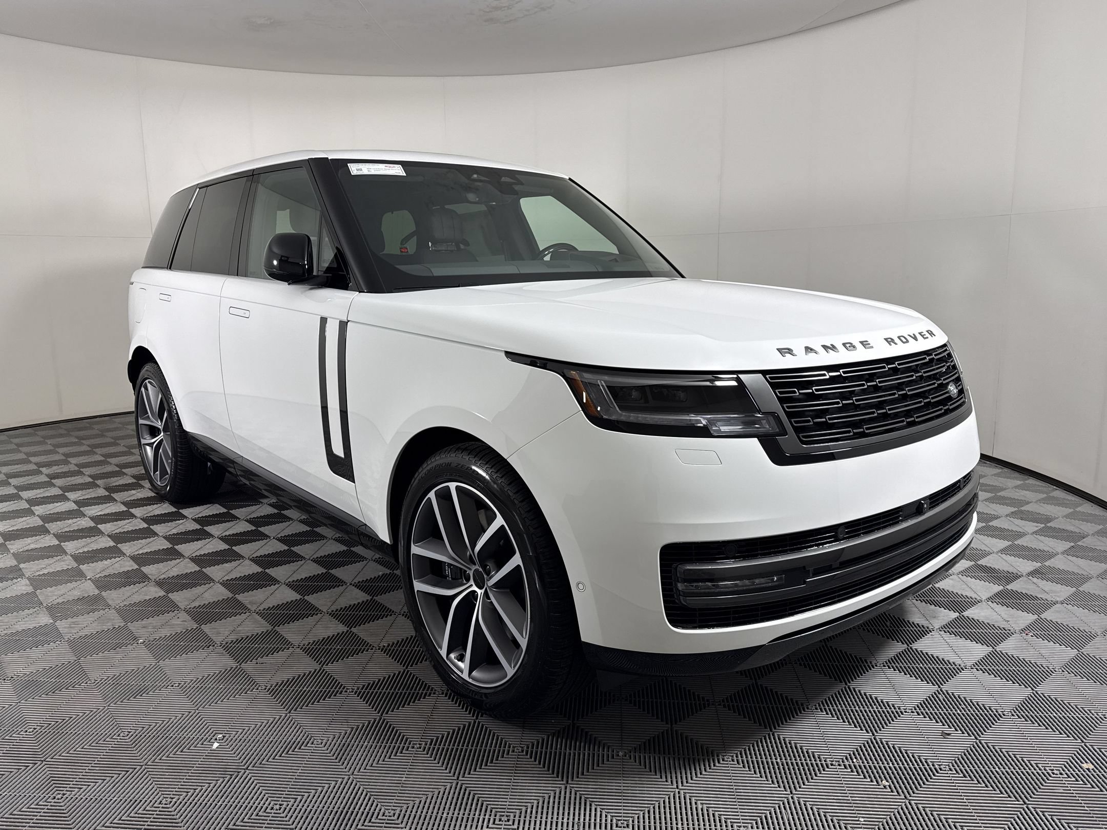 New 2026 Land Rover Range Rover SE AWD/4WD image 7