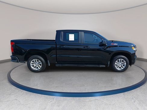 Used 2024 Chevrolet Silverado 1500 RST w/ Convenience Package II AWD/4WD image 4