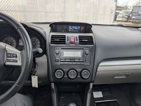 Used 2014 Subaru Forester 2.5i Limited image 4