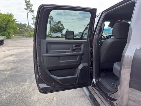 New 2026 RAM 3500 Tradesman AWD/4WD image 12