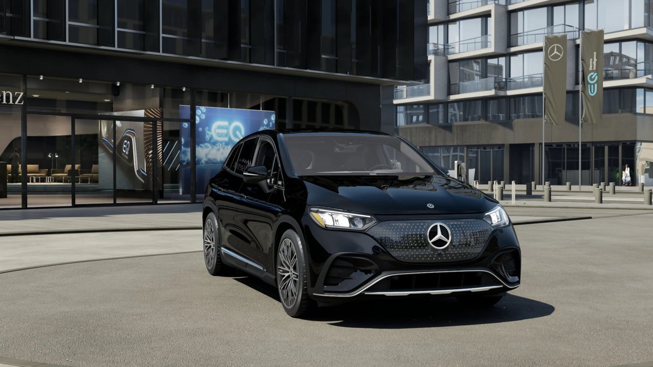 Used 2023 Mercedes-Benz EQE 500 4MATIC SUV image 1