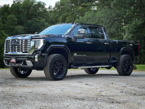 New 2026 GMC Sierra 2500 Denali w/ Denali Reserve Package AWD/4WD image 10
