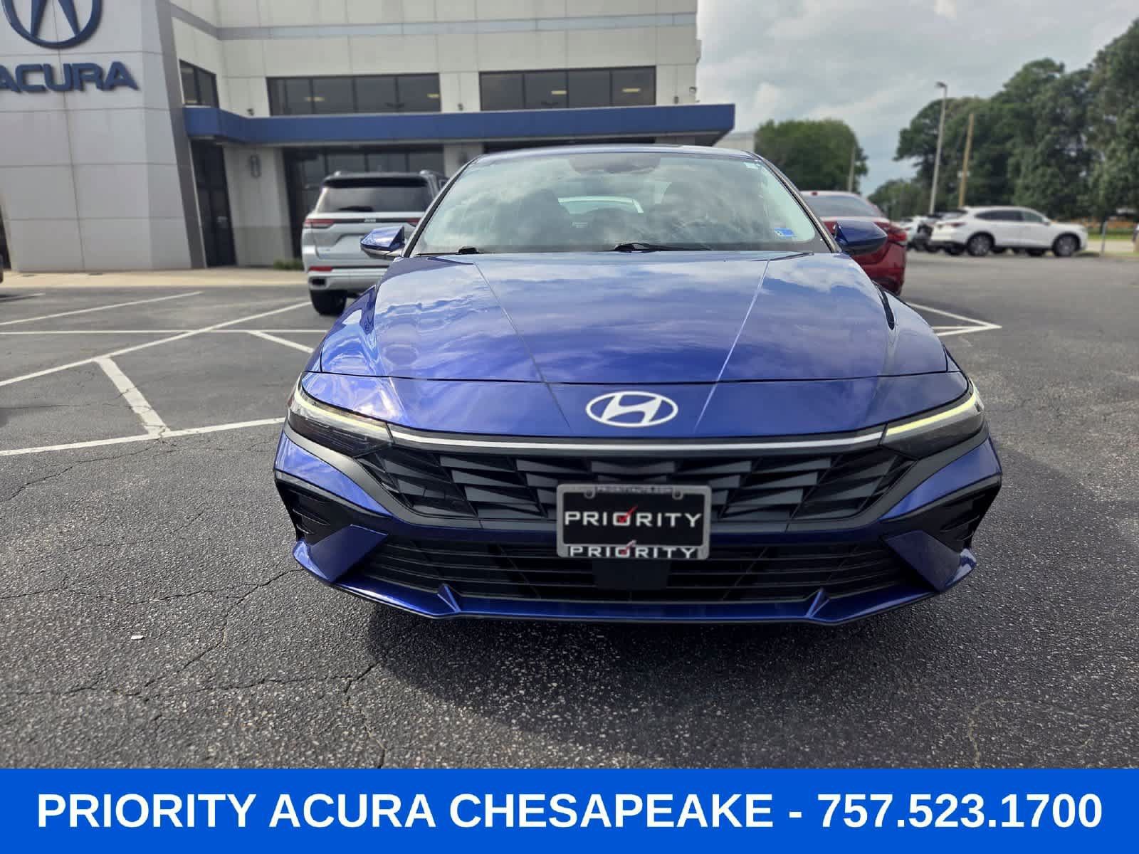 Used 2025 Hyundai Elantra SEL FWD image 8