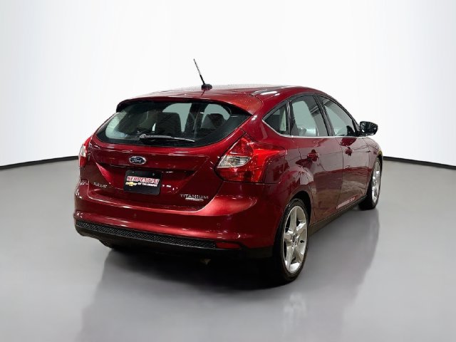 Used 2014 Ford Focus Titanium FWD image 7
